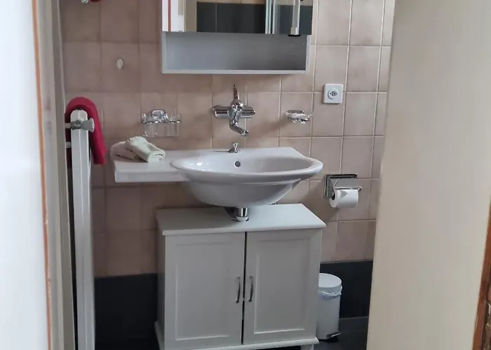 Zur Stilli Dorf 达沃斯